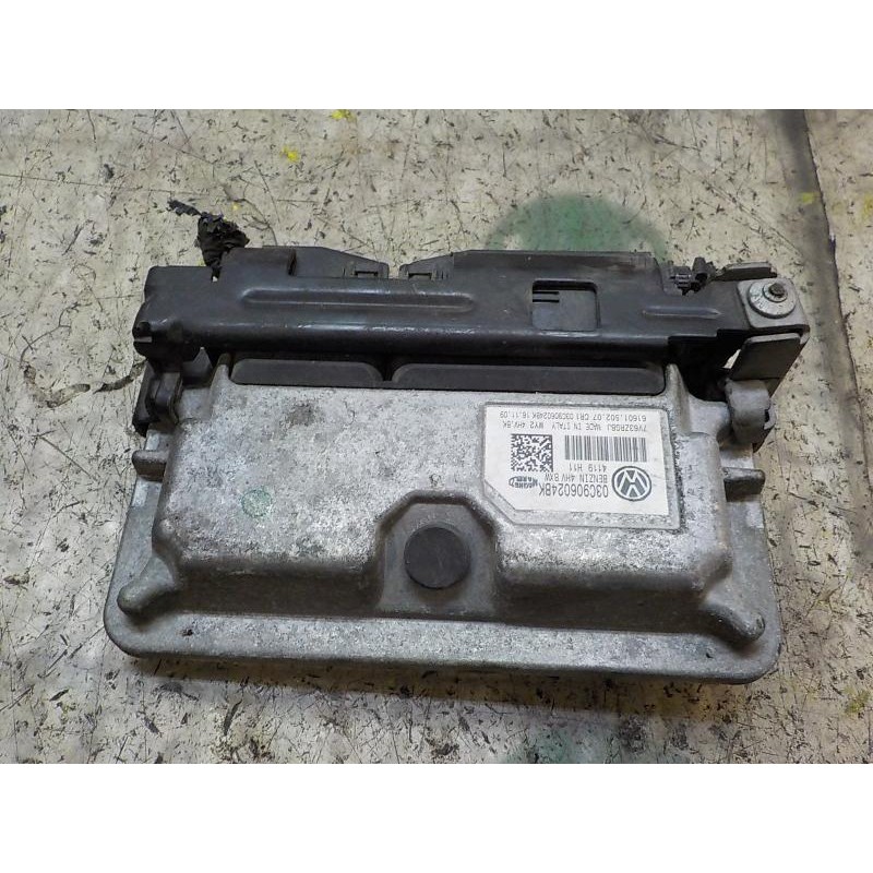 Recambio de centralita motor uce para seat ibiza (6j5) 1.4 16v referencia OEM IAM 03C906024BK 03C906024BK 