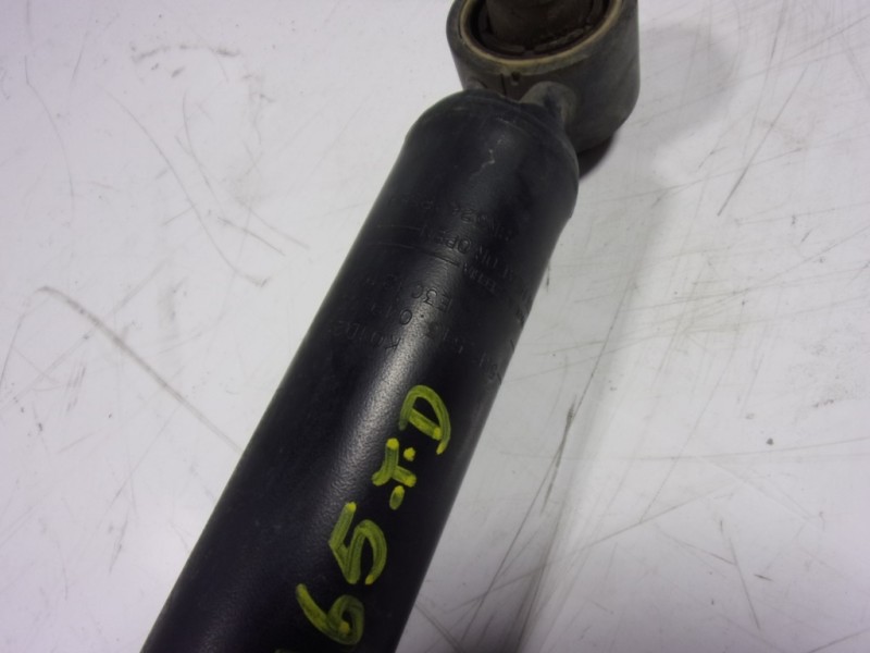 Recambio de amortiguador trasero derecho para skoda kodiaq 2.0 tdi referencia OEM IAM 5QF513049CC 5QF513049CD 