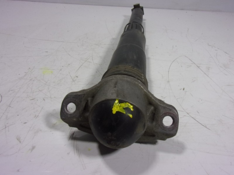 Recambio de amortiguador trasero derecho para skoda kodiaq 2.0 tdi referencia OEM IAM 5QF513049CC 5QF513049CD 