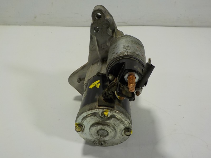 Recambio de motor arranque para dacia sandero 0.9 tce cat referencia OEM IAM 233004646R 233000557R 