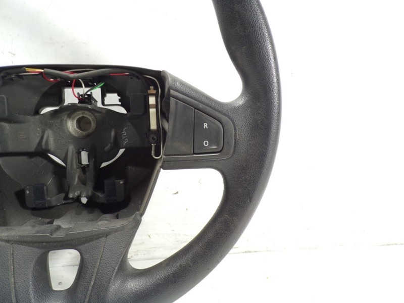 Recambio de volante para renault megane iii berlina 5 p 1.5 dci diesel referencia OEM IAM   