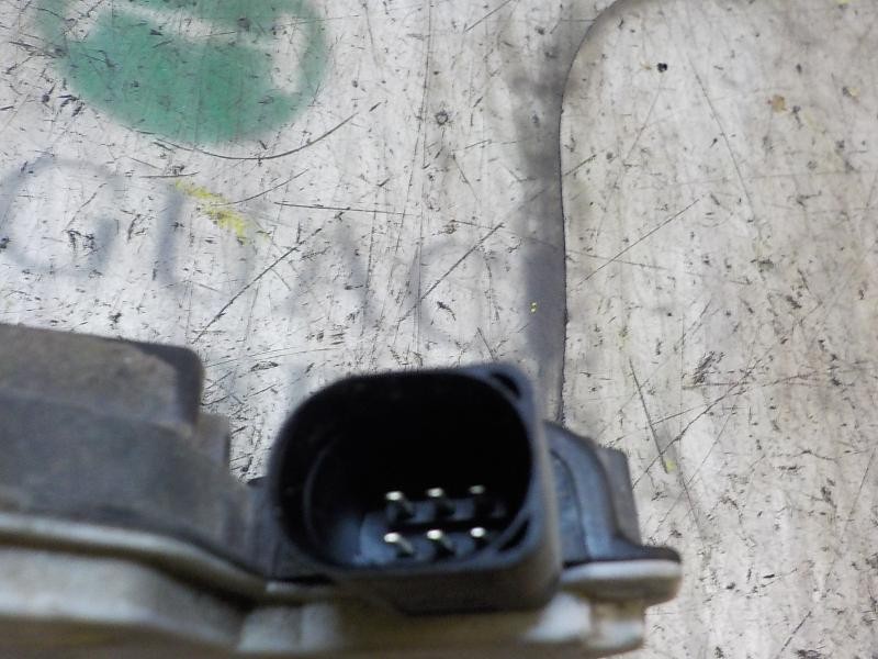 Recambio de cerradura puerta trasera izquierda para seat ibiza (6j5) 1.4 16v referencia OEM IAM 6J0839015A  