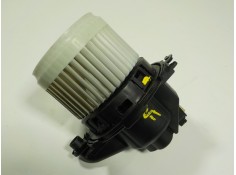 Recambio de motor calefaccion para dacia sandero 0.9 tce cat referencia OEM IAM 272107379R  