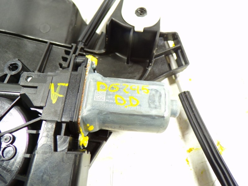 Recambio de elevalunas delantero derecho para peugeot 208 (p2) (e-) gt referencia OEM IAM 9829043380 9829042980 010720231026