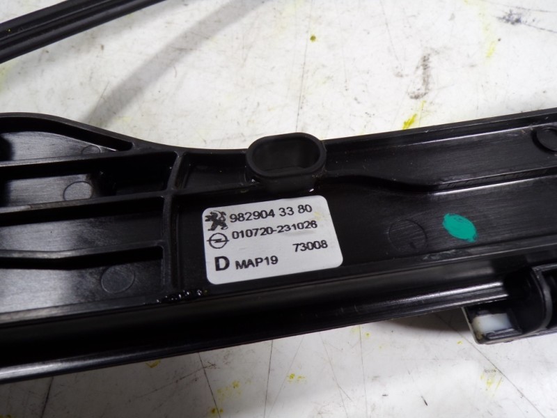 Recambio de elevalunas delantero derecho para peugeot 208 (p2) (e-) gt referencia OEM IAM 9829043380 9829042980 010720231026