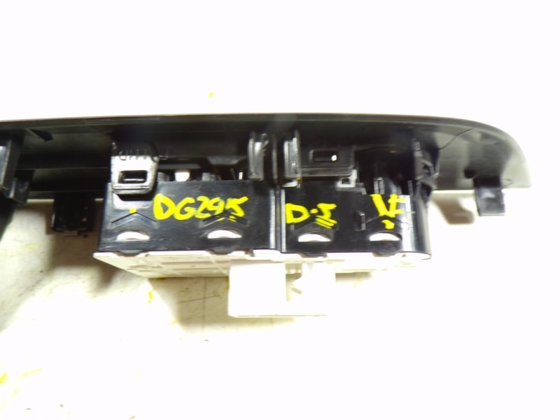 Recambio de mando elevalunas delantero izquierdo para peugeot 208 (p2) (e-) gt referencia OEM IAM 96783350ZD 96783350ZD 