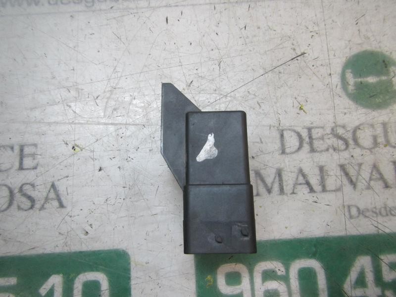 Recambio de caja precalentamiento para citroën c4 lim. white attraction referencia OEM IAM 9802424080 9802424080 