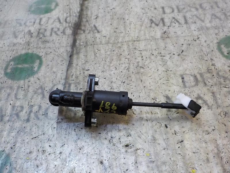 Recambio de bomba embrague para skoda fabia (5j2 ) 1.2 12v referencia OEM IAM 6R0721405  