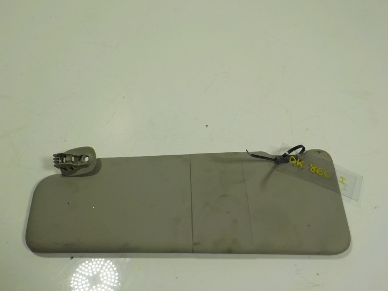 Recambio de parasol izquierdo para dacia sandero 0.9 tce cat referencia OEM IAM 964012342R  