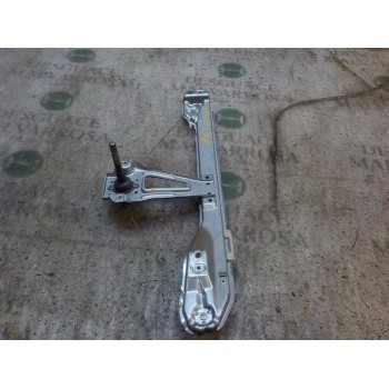 ELEVALUNAS TRASERO DERECHO 