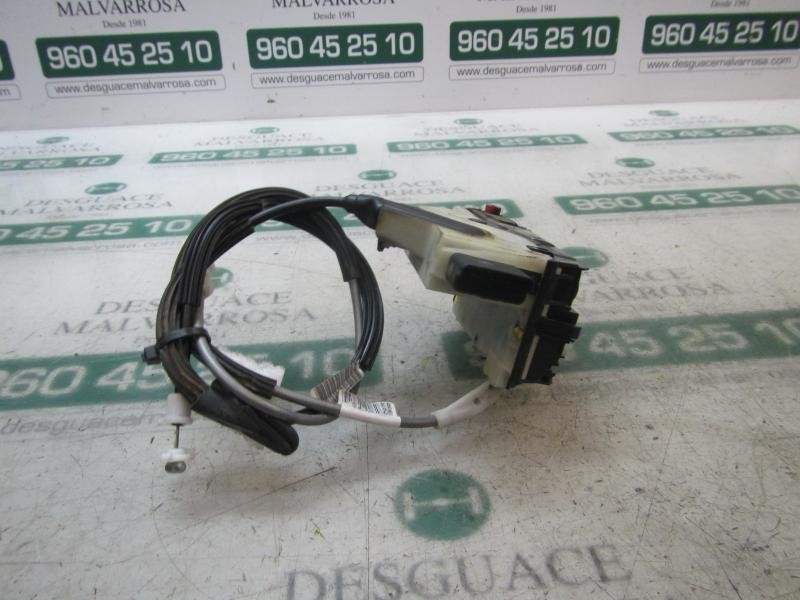 Recambio de cerradura puerta trasera derecha para citroën c4 lim. white attraction referencia OEM IAM 9138AH 9685352080 