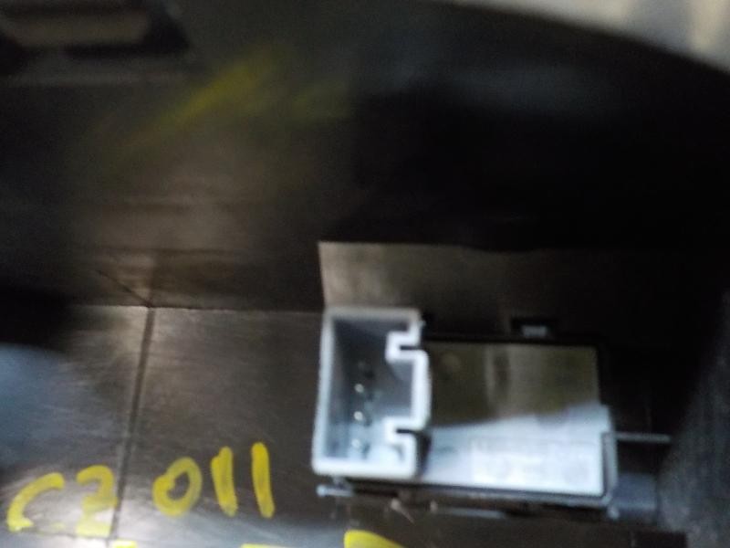 Recambio de mando elevalunas delantero derecho para seat ibiza (6j5) 1.4 16v referencia OEM IAM 7L6959855BREH  