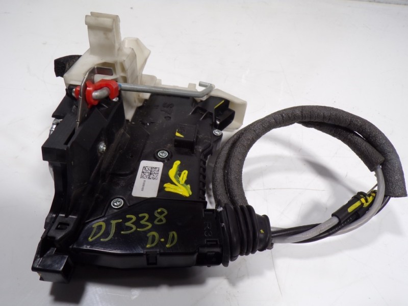 Recambio de cerradura puerta delantera derecha para hyundai santa fe essence 2wd referencia OEM IAM 81320S1020 81320S1020 