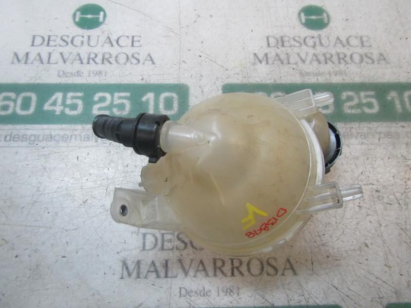 Recambio de deposito expansion para citroën c4 lim. white attraction referencia OEM IAM 1323FA  