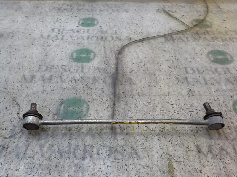 Recambio de tirante delantero izquierdo para toyota yaris 1.4 turbodiesel cat referencia OEM IAM 488200D010  