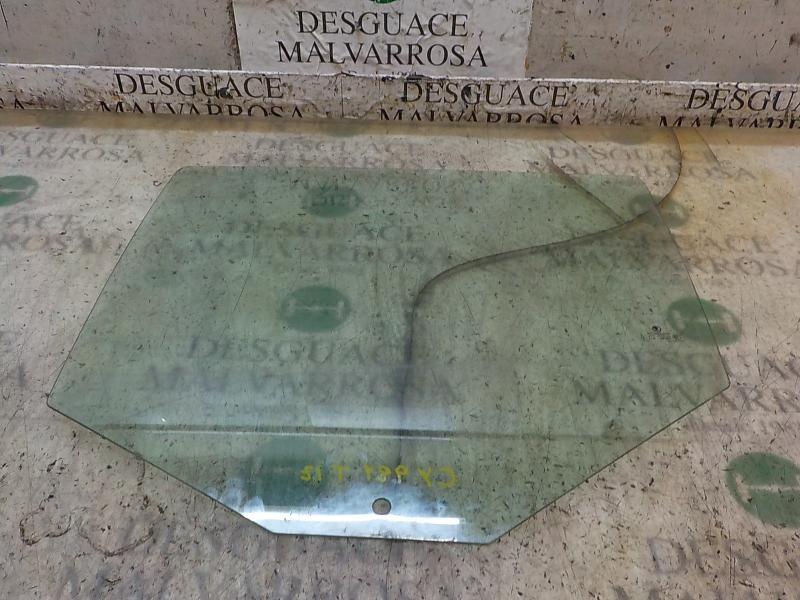 Recambio de cristal puerta trasero izquierdo para skoda fabia (5j2 ) 1.2 12v referencia OEM IAM 5J6845205K  