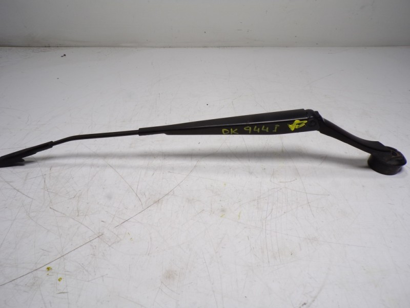 Recambio de brazo limpia delantero izquierdo para ford mondeo lim. 1.5 tdci cat referencia OEM IAM 2410762  