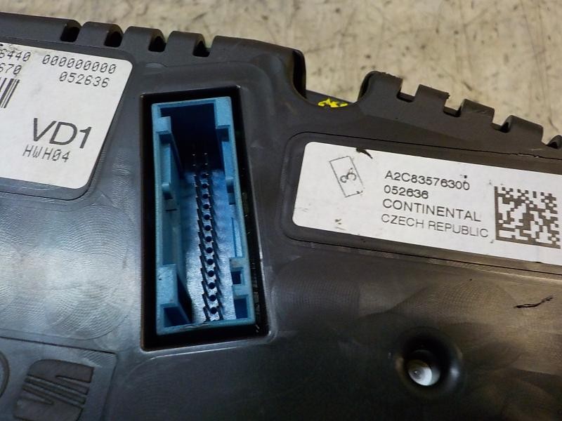 Recambio de cuadro instrumentos para skoda fabia (5j2 ) 1.2 12v referencia OEM IAM 5J0920811G 5J0920811G A2C53357612