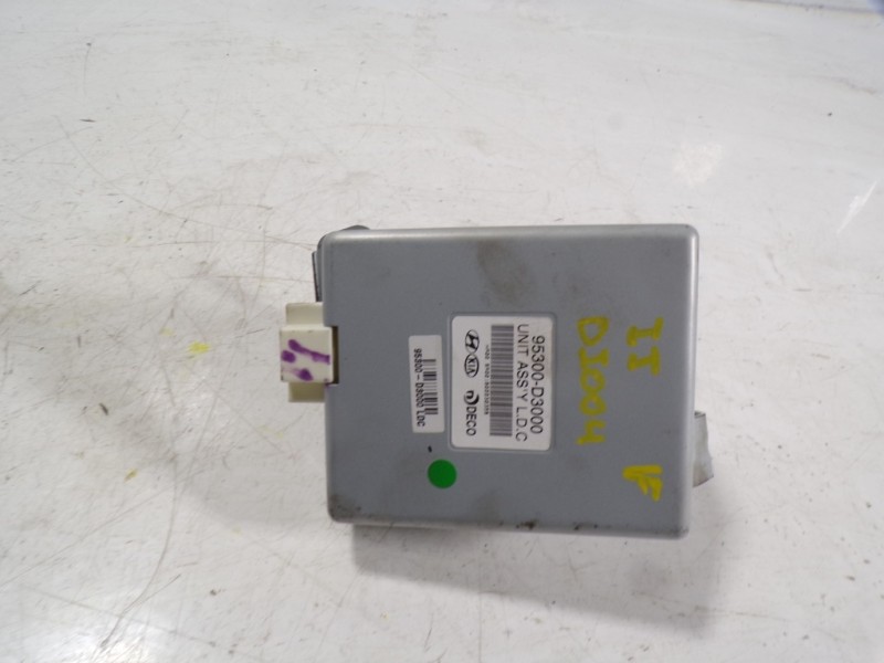 Recambio de modulo electronico para hyundai tucson 1.7 crdi cat referencia OEM IAM 95300D3000 95300D3000 