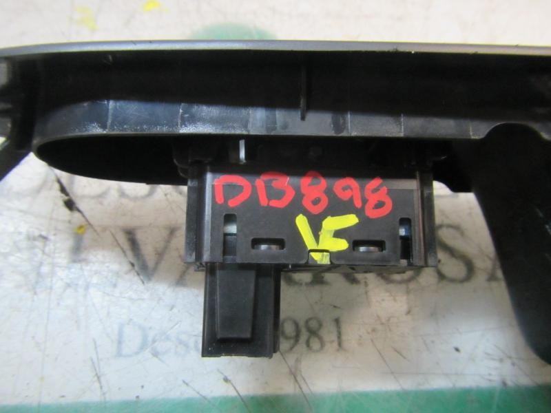 Recambio de mando elevalunas trasero derecho para citroën c4 lim. white attraction referencia OEM IAM 6490JZ 96657926XT 