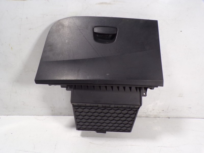 Recambio de guantera para seat ibiza sc (6j1) 1.2 tsi referencia OEM IAM 6J1857095G4W4  