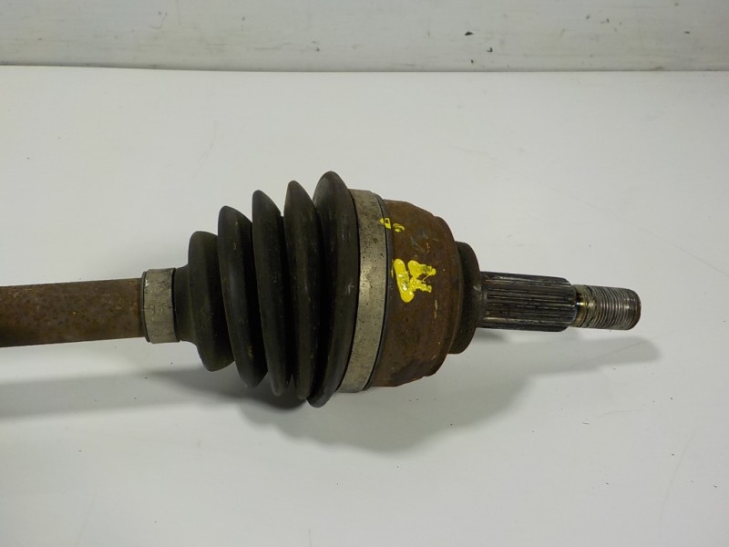 Recambio de transmision derecha para dacia sandero 0.9 tce cat referencia OEM IAM 391007857R 391007857R 