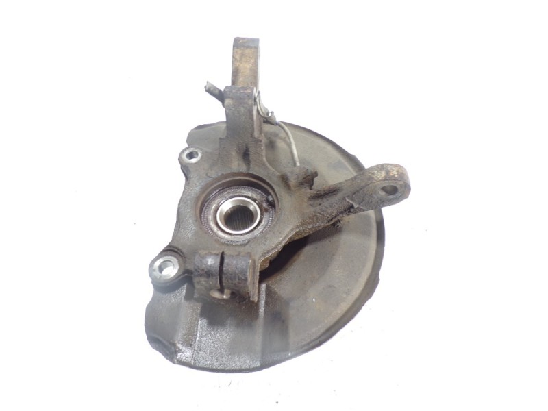 Recambio de mangueta delantera derecha para mitsubishi outlander (cw0) 2.2 di-d cat referencia OEM IAM 3870A008  