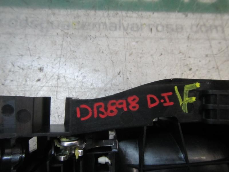 Recambio de maneta interior delantera izquierda para citroën c4 lim. white attraction referencia OEM IAM 9143T8  