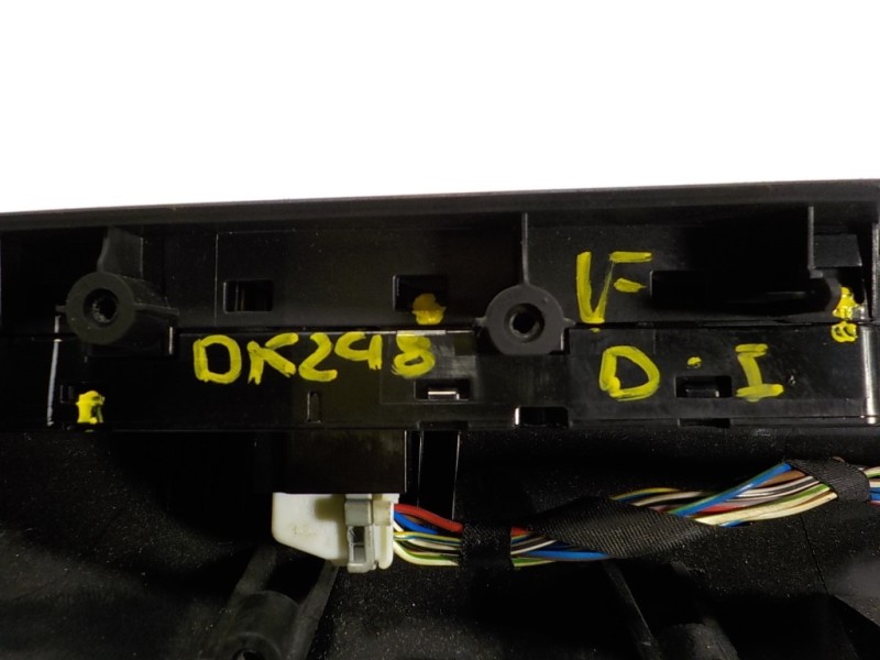 Recambio de mando elevalunas delantero izquierdo para bmw x3 (f25) 2.0 turbodiesel referencia OEM IAM 61319208109 9243638 