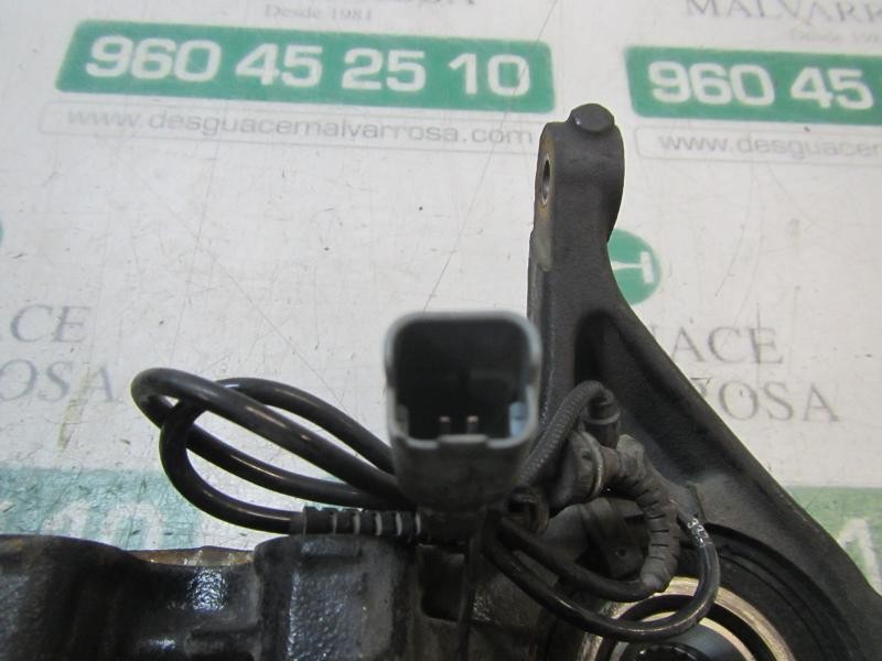 Recambio de mangueta delantera derecha para citroën c4 lim. white attraction referencia OEM IAM 364796  