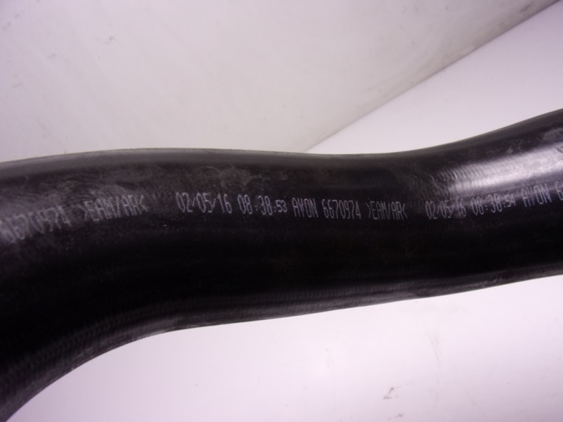 Recambio de tubo intercooler para renault captur 0.9 tce referencia OEM IAM 144604208R 6670974 