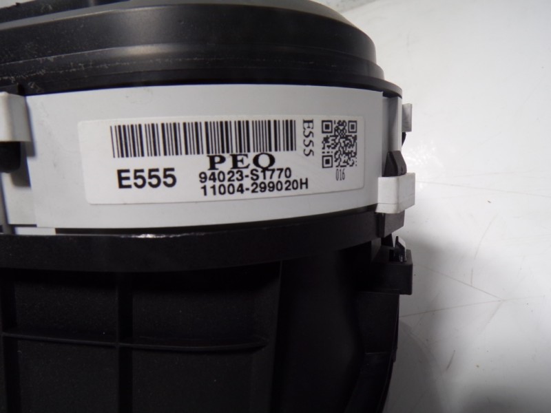 Recambio de cuadro instrumentos para hyundai santa fe essence 2wd referencia OEM IAM 94023S1770 94023S1770 1164202920