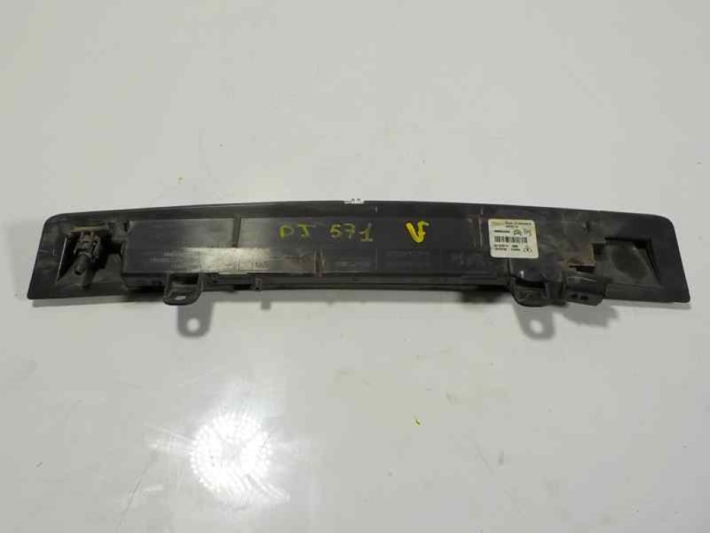 Recambio de piloto trasero central para opel corsa f 1.2 referencia OEM IAM  9689043280 