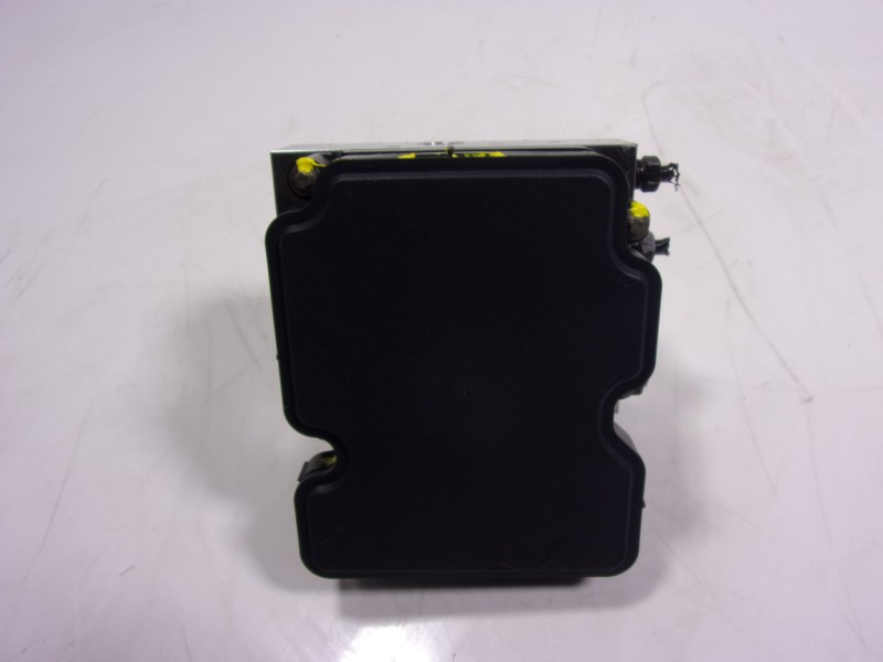 Recambio de abs para toyota corolla hybrid referencia OEM IAM 4405002K81 0265299252 