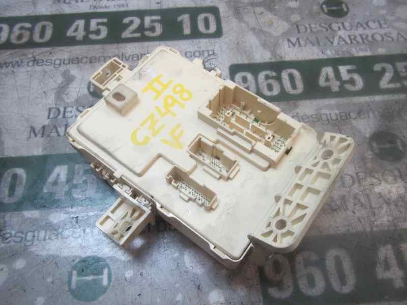Recambio de caja reles / fusibles para hyundai tucson 1.7 crdi cat referencia OEM IAM 91950D3510 91950D3510 