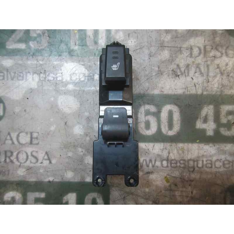 Recambio de mando elevalunas trasero derecho para hyundai tucson 1.7 crdi cat referencia OEM IAM 93580D31214X  