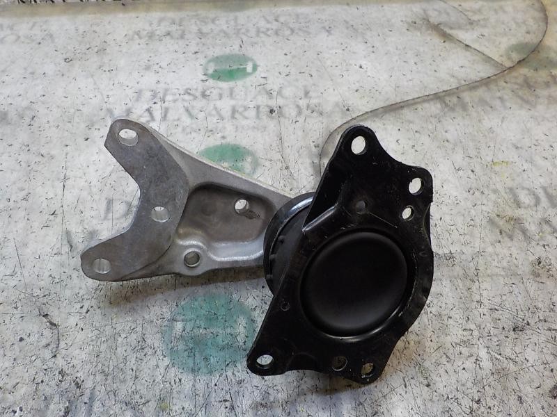 Recambio de soporte motor derecho para skoda fabia (5j2 ) 1.2 12v referencia OEM IAM 6R0199167AA  