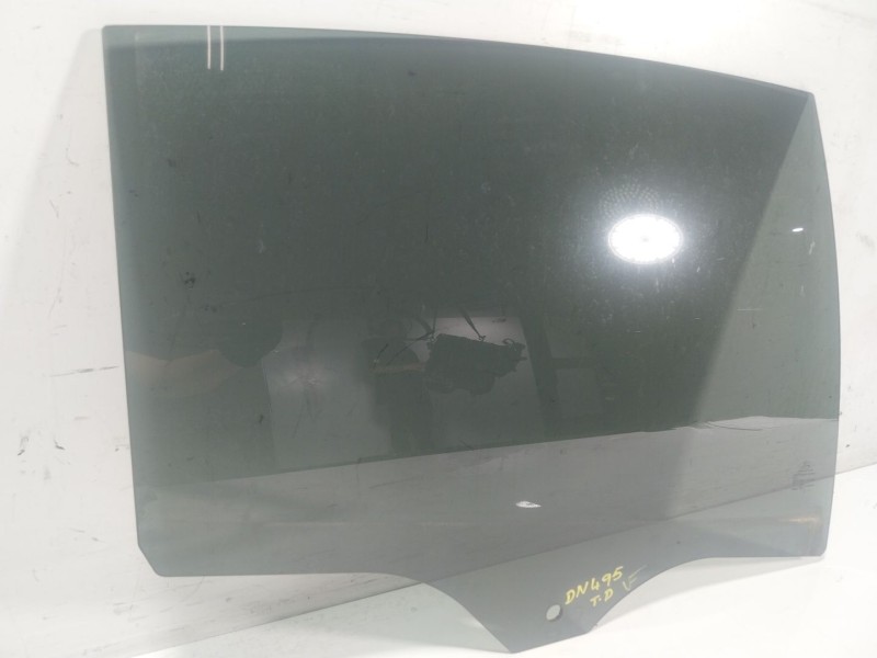 Recambio de cristal puerta trasero derecho para ford focus iv (hn) 1.0 ecoboost referencia OEM IAM 2206583  