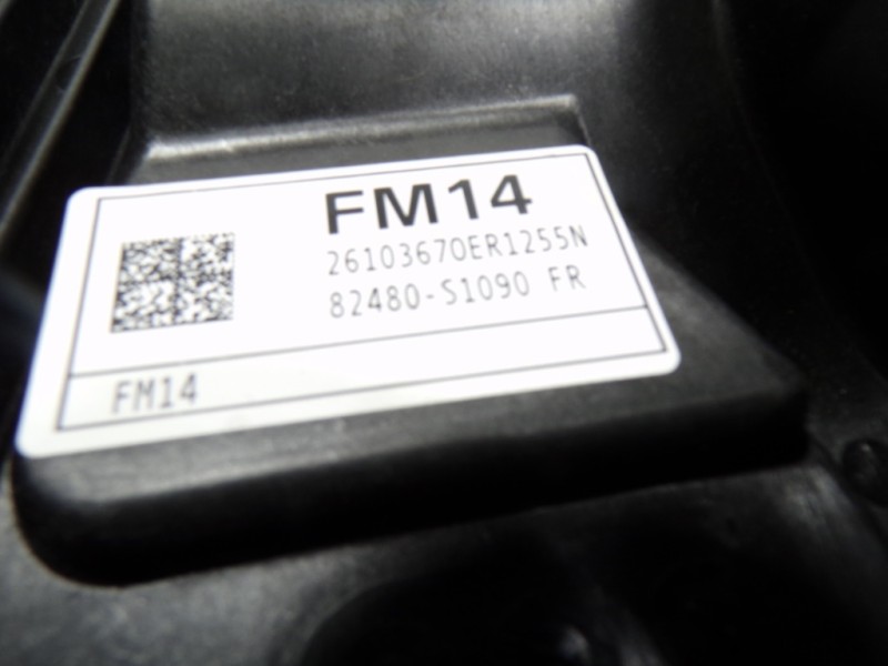 Recambio de elevalunas delantero derecho para hyundai santa fe essence 2wd referencia OEM IAM 82481S1010 26103670ER1255N 2610367