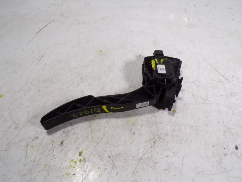 Recambio de potenciometro pedal para ford mondeo lim. 2.0 tdci cat referencia OEM IAM 5334295 7180833271000638 
