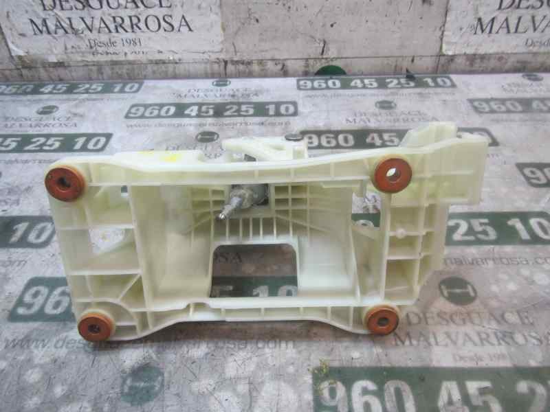 Recambio de palanca cambio para hyundai tucson 1.7 crdi cat referencia OEM IAM 43731D7200  