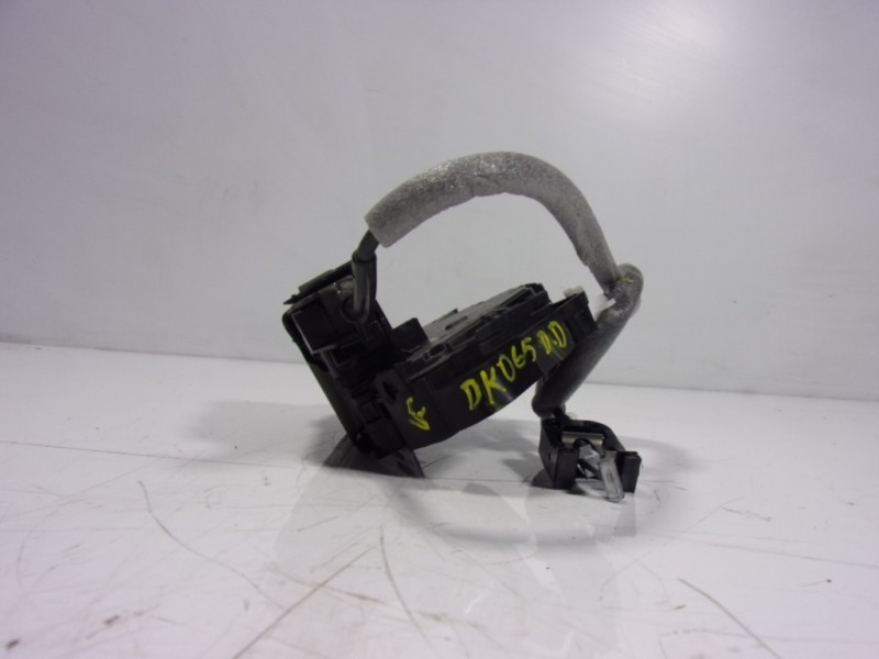 Recambio de cerradura puerta delantera derecha para skoda kodiaq 2.0 tdi referencia OEM IAM 5TB837016A 5TB837016C 