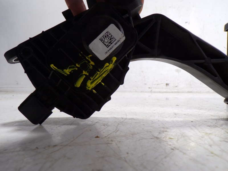 Recambio de potenciometro pedal para ford mondeo lim. 2.0 tdci cat referencia OEM IAM 5334295 7180833271000638 