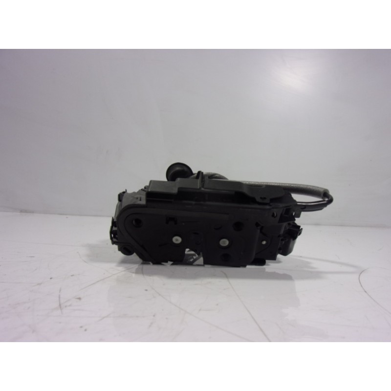 Recambio de cerradura puerta trasera derecha para skoda kodiaq 2.0 tdi referencia OEM IAM 5TA839016E 5TA839016L 