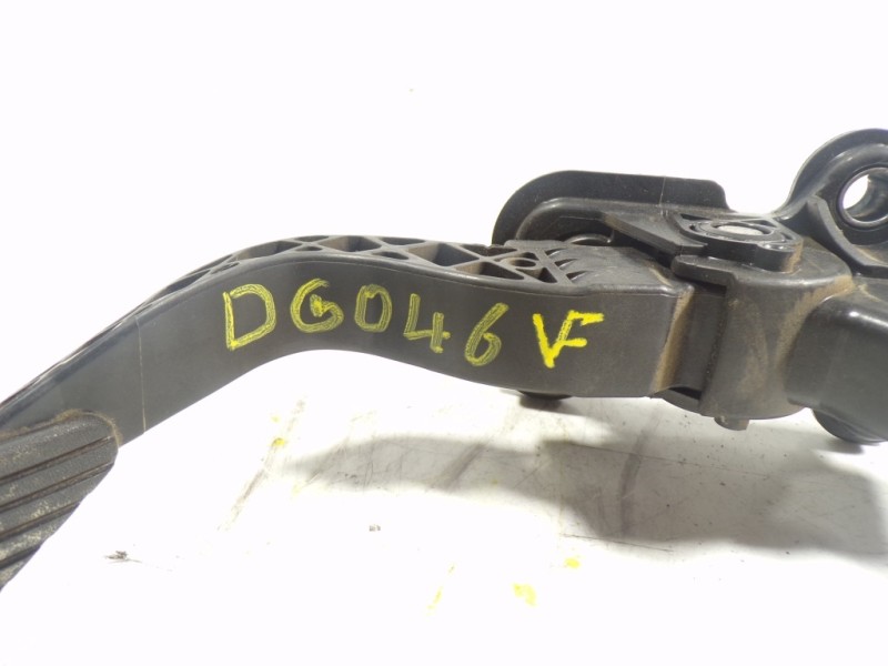 Recambio de potenciometro pedal para mitsubishi outlander (cw0) 2.2 di-d cat referencia OEM IAM 1600A101 1600A101 