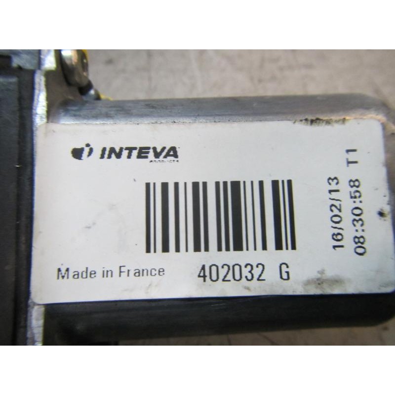 Recambio de motor elevalunas delantero derecho para nissan qashqai (j10) 1.6 16v cat referencia OEM IAM   
