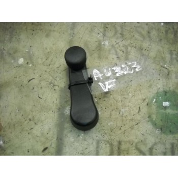 MANETA ELEVALUNAS DELANTERA DERECHA 