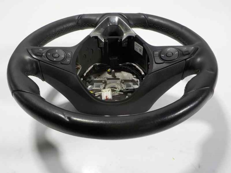 Recambio de volante para opel corsa f 1.2 referencia OEM IAM  1934610369 