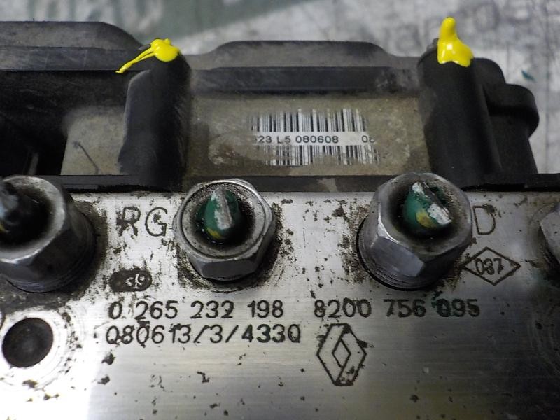 Recambio de abs para dacia sandero 1.6 cat referencia OEM IAM 8201063079 8200756096 0265232198