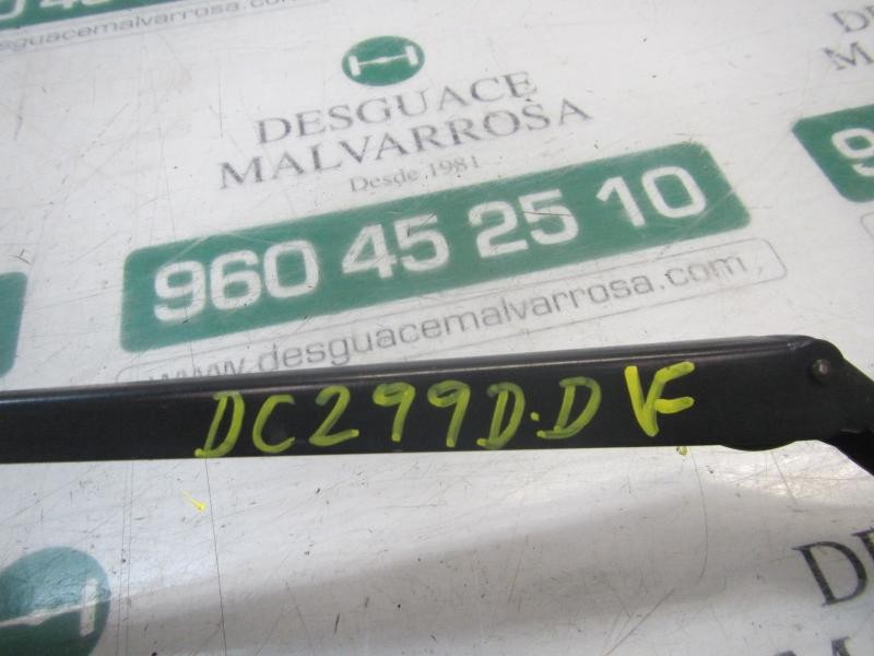 Recambio de brazo limpia delantero derecho para peugeot 207 x-line referencia OEM IAM   